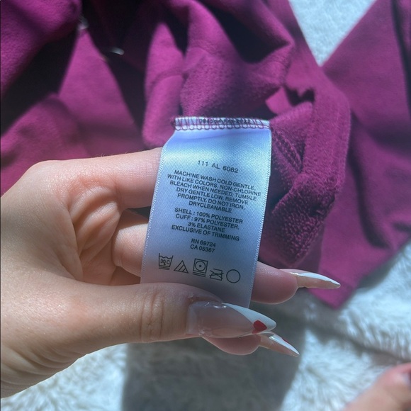 Columbia Magenta Fleece Long Sleeve Hoodie – Size XS | Mountain Ready | - Picture 8 of 8